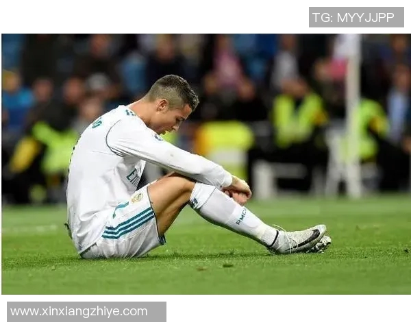 C罗传奇足球生涯揭秘:从少年天才到全球足球巨星的成长之路